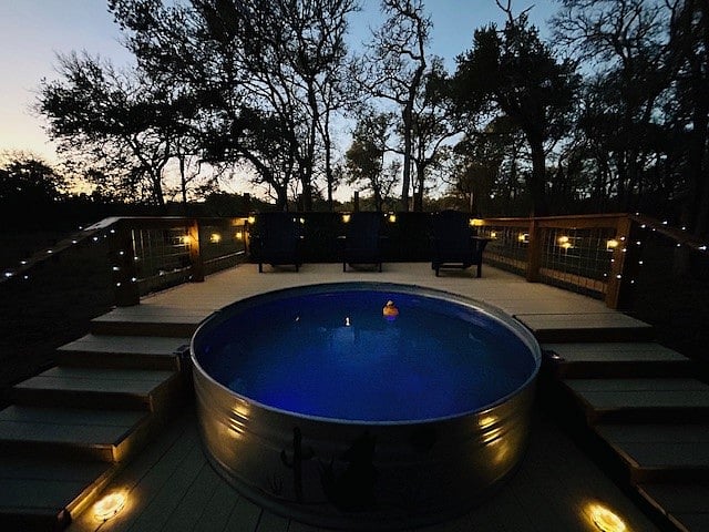 lovely at night to sit and look at the liights, starts or the deer!