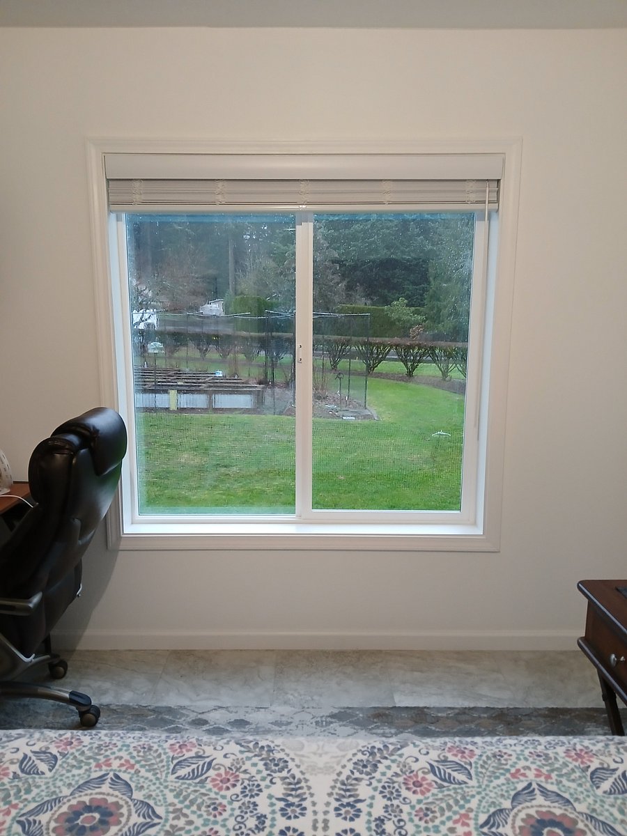 
Front view from bedroom to garden area.