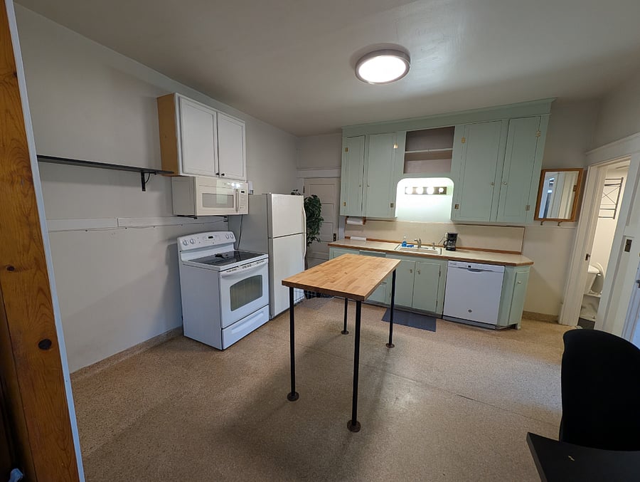 Furnished Finder property 786162_1 photo 7