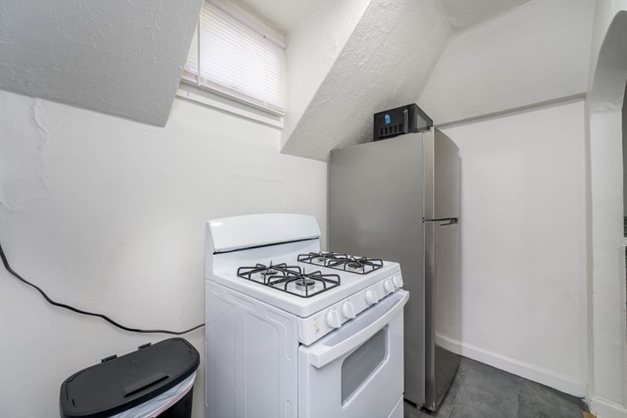 Furnished Finder property 786201_6 photo 4
