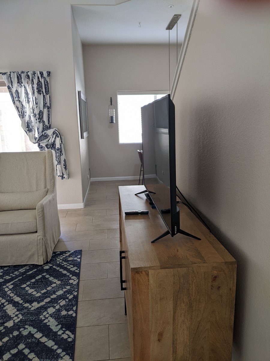 Living room with 50" Smart TV