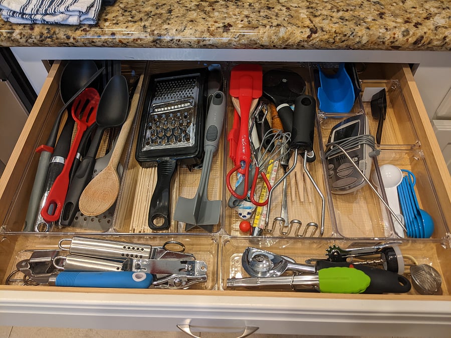Fully Stocked kitchen 