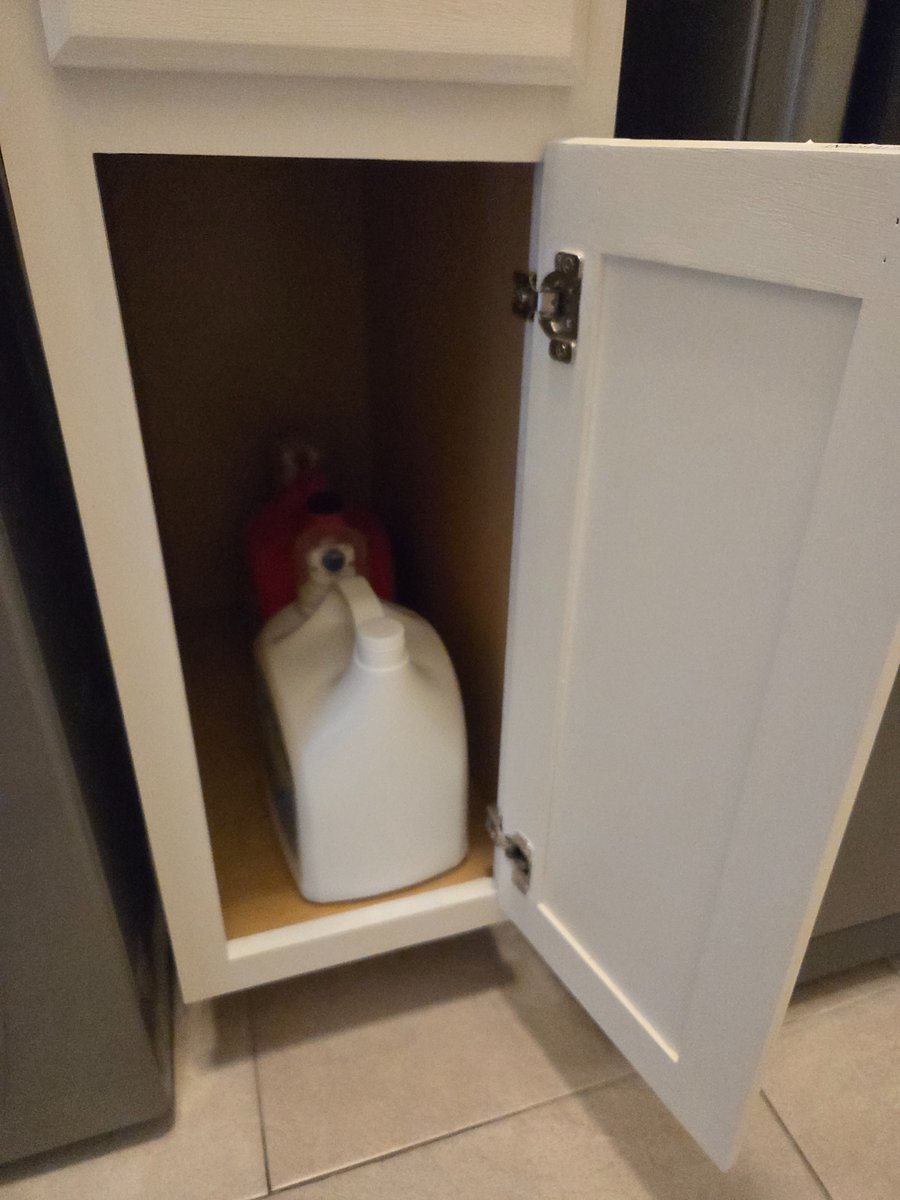 Two kinds of laundry detergent provided