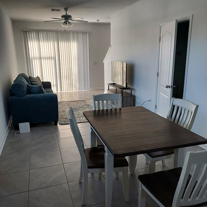 Dining area and living area with screened Lanai