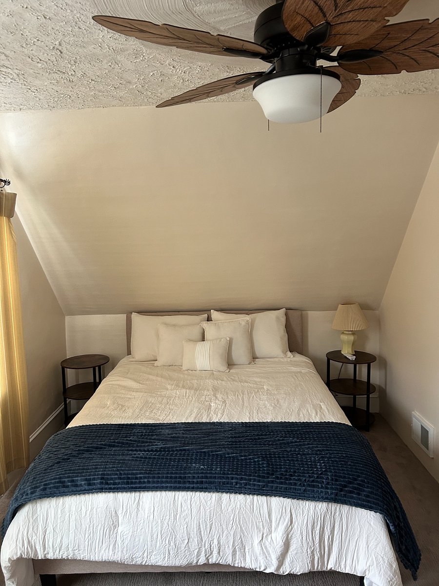 Bedroom #1