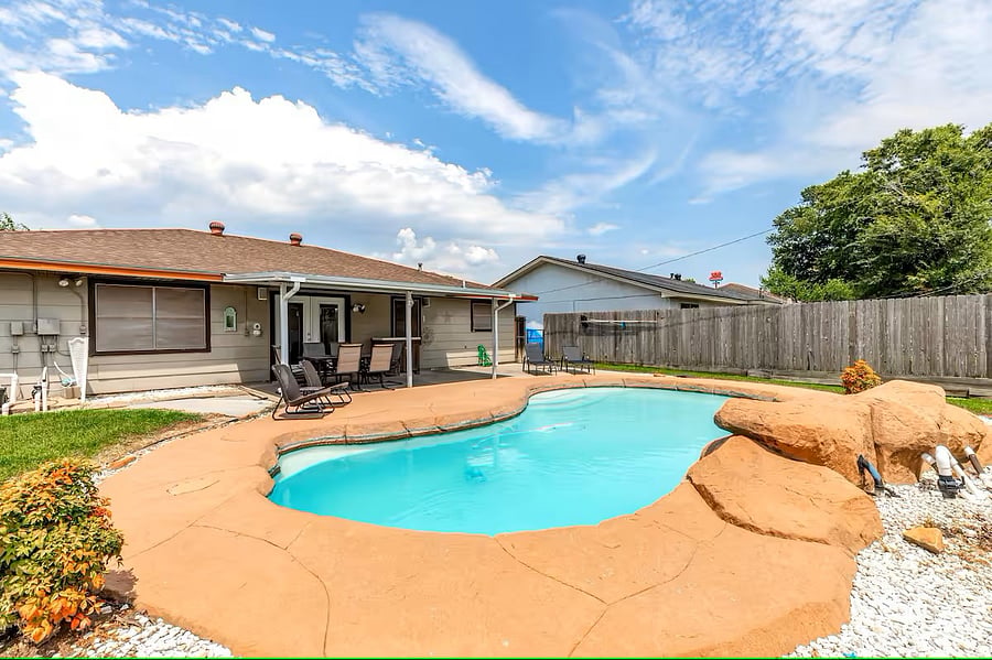 Furnished Finder property 786325_1 photo 40