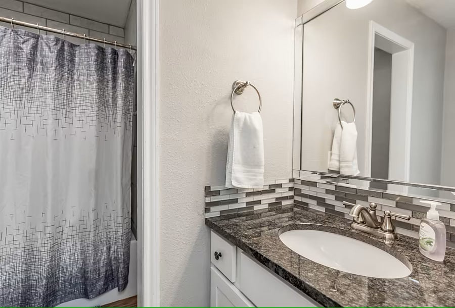 Furnished Finder property 786325_1 photo 25