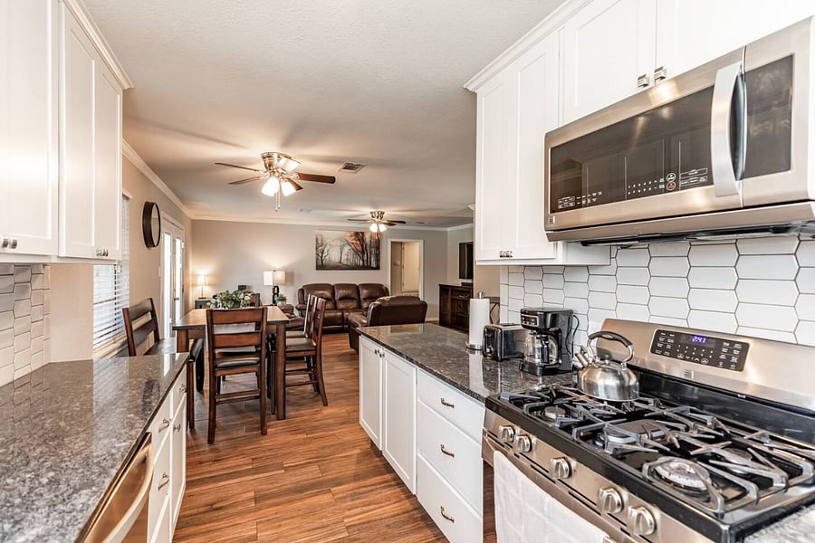 Furnished Finder property 786325_1 photo 8