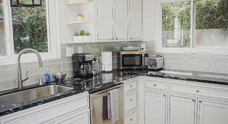 Furnished Finder property 786368_1 photo 3