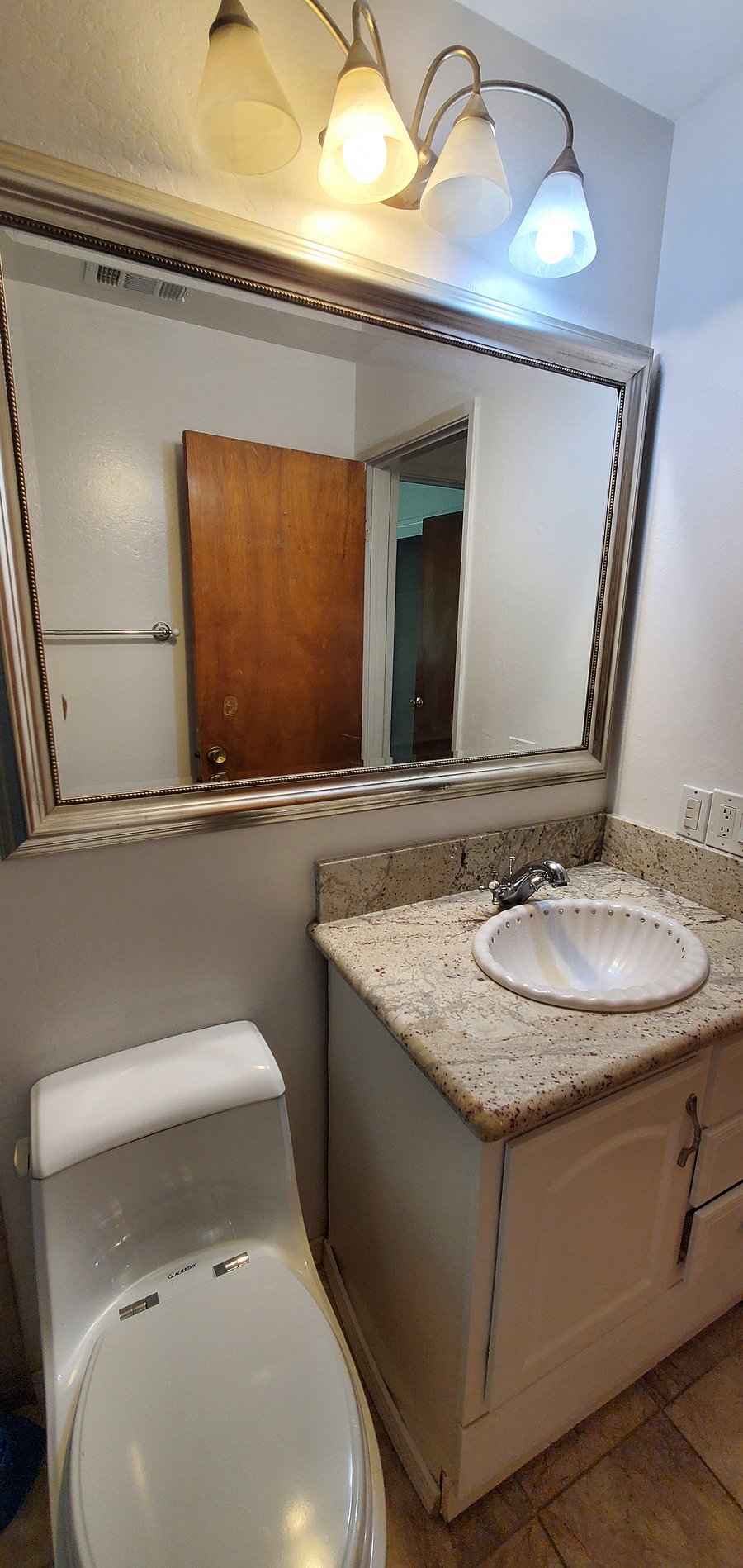 Furnished Finder property 786461_1 photo 23
