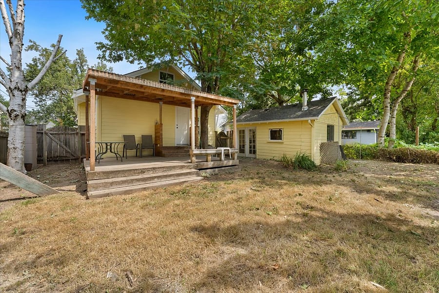 Furnished Finder property 786481_1 photo 23