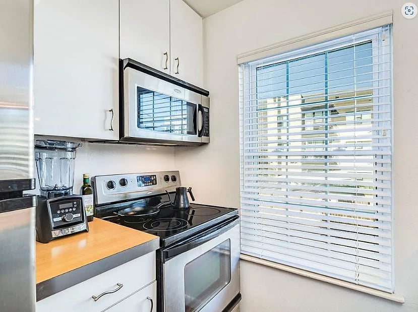 Furnished Finder property 786550_1 photo 4