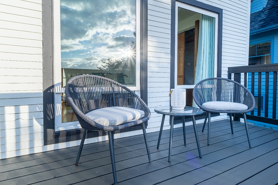 This serene and private outdoor space is perfect for unwinding and soaking in the beauty of the city.