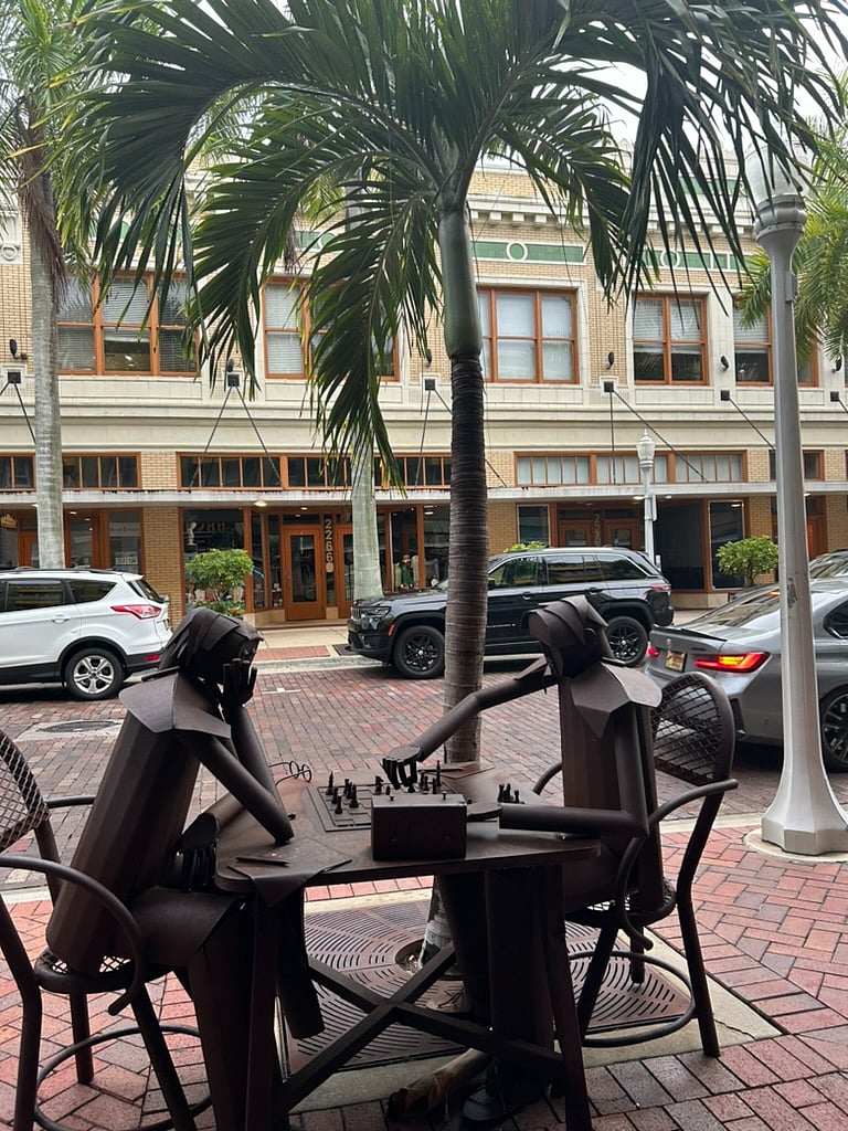 Down town Fort Myers 30 min walk 