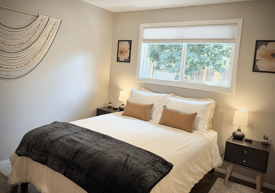 Queen Bed