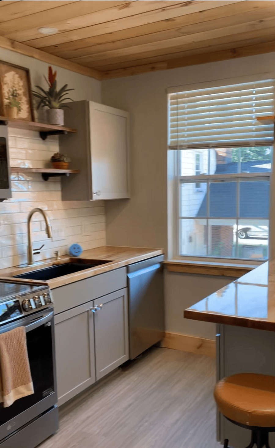 Furnished Finder property 787018_1 photo 18