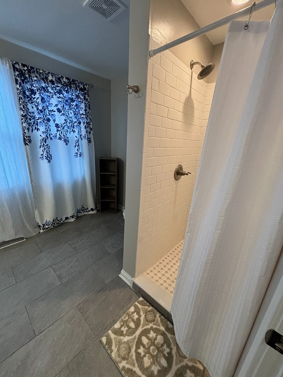 Furnished Finder property 787060_1 photo 18