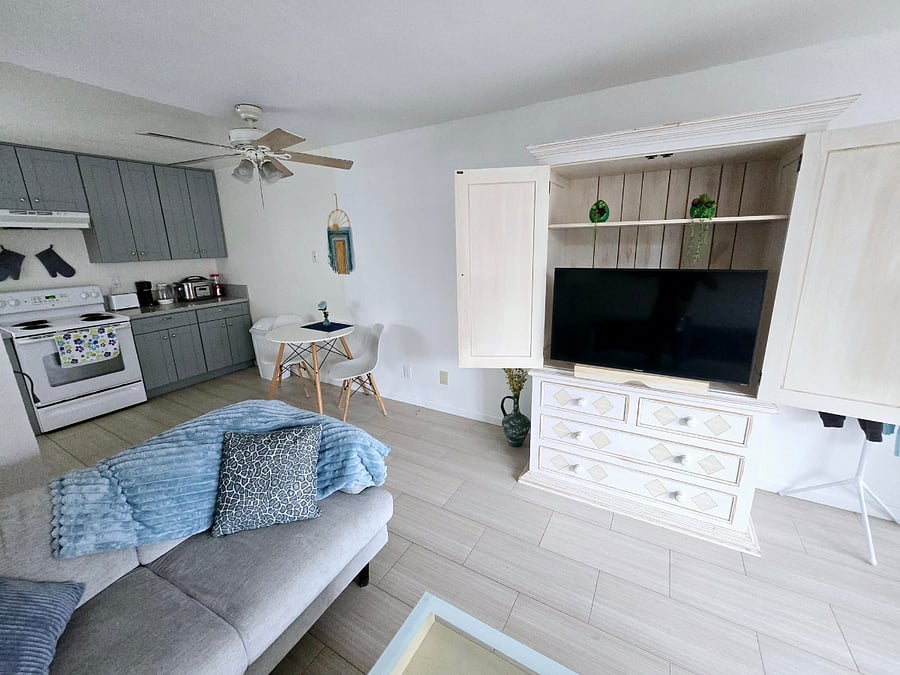 Furnished Finder property 787107_1 photo 12