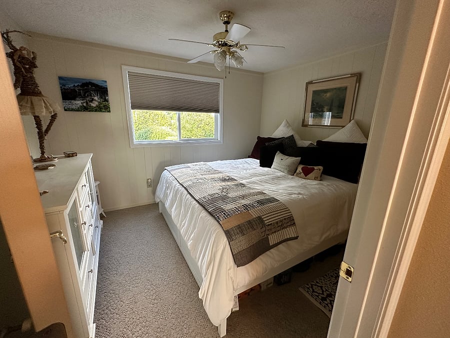 Bedroom 2 - King Size Bed
