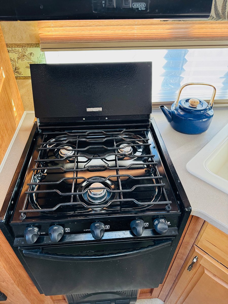 3 burner propane stove with oven