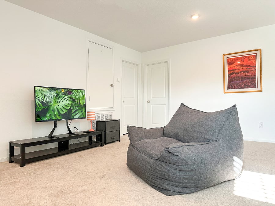 2nd Floor Living/Game Room