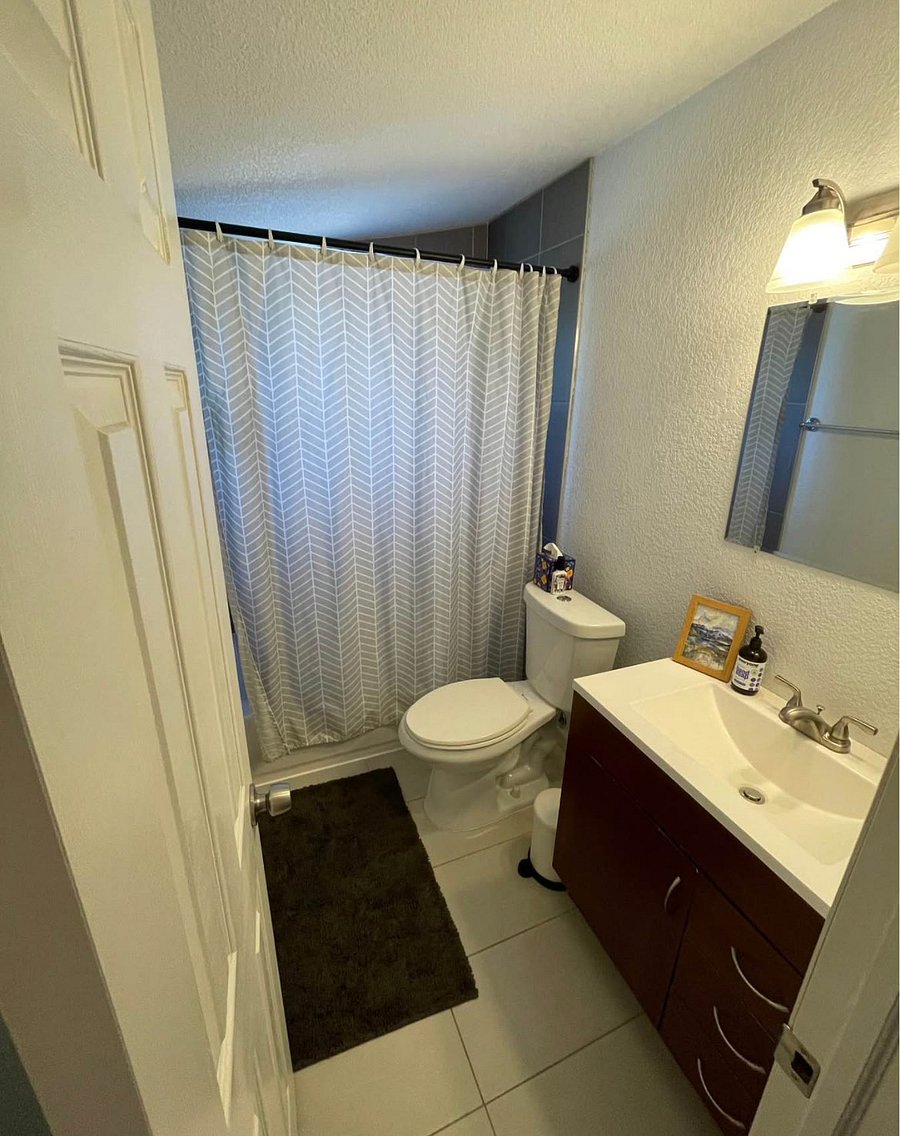 full bathroom
