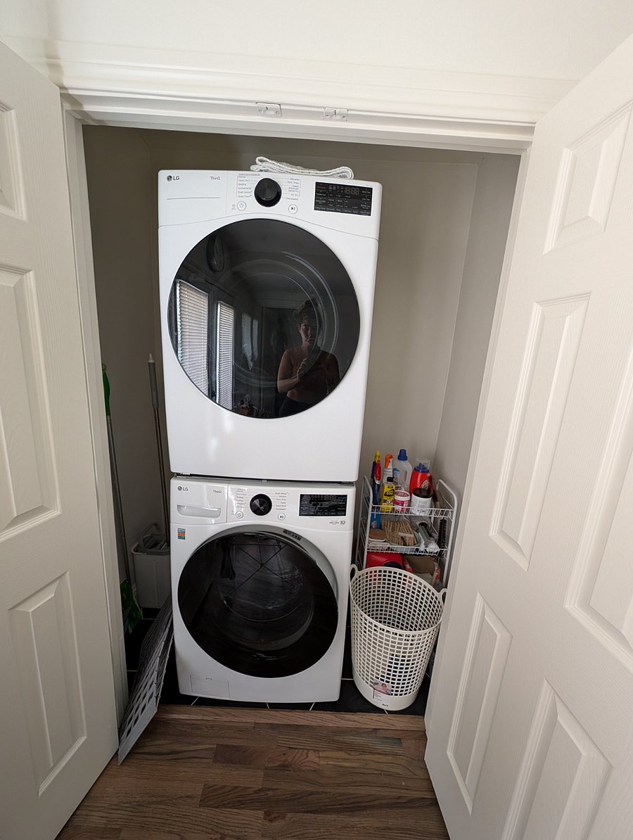 Shared brand new washer/dryer