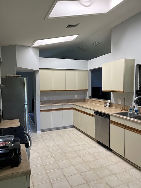 Furnished Finder property 787609_1 photo 3