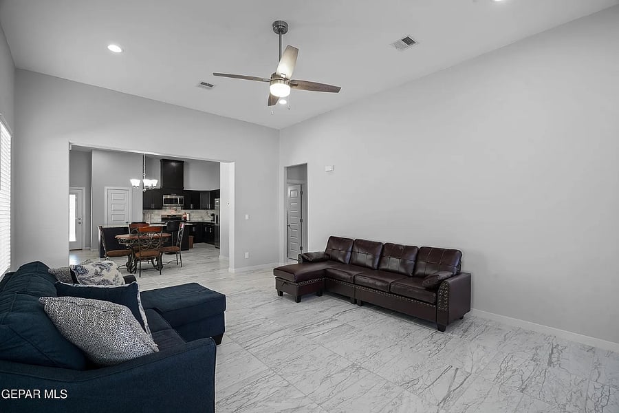 Furnished Finder property 787704_2 photo 6