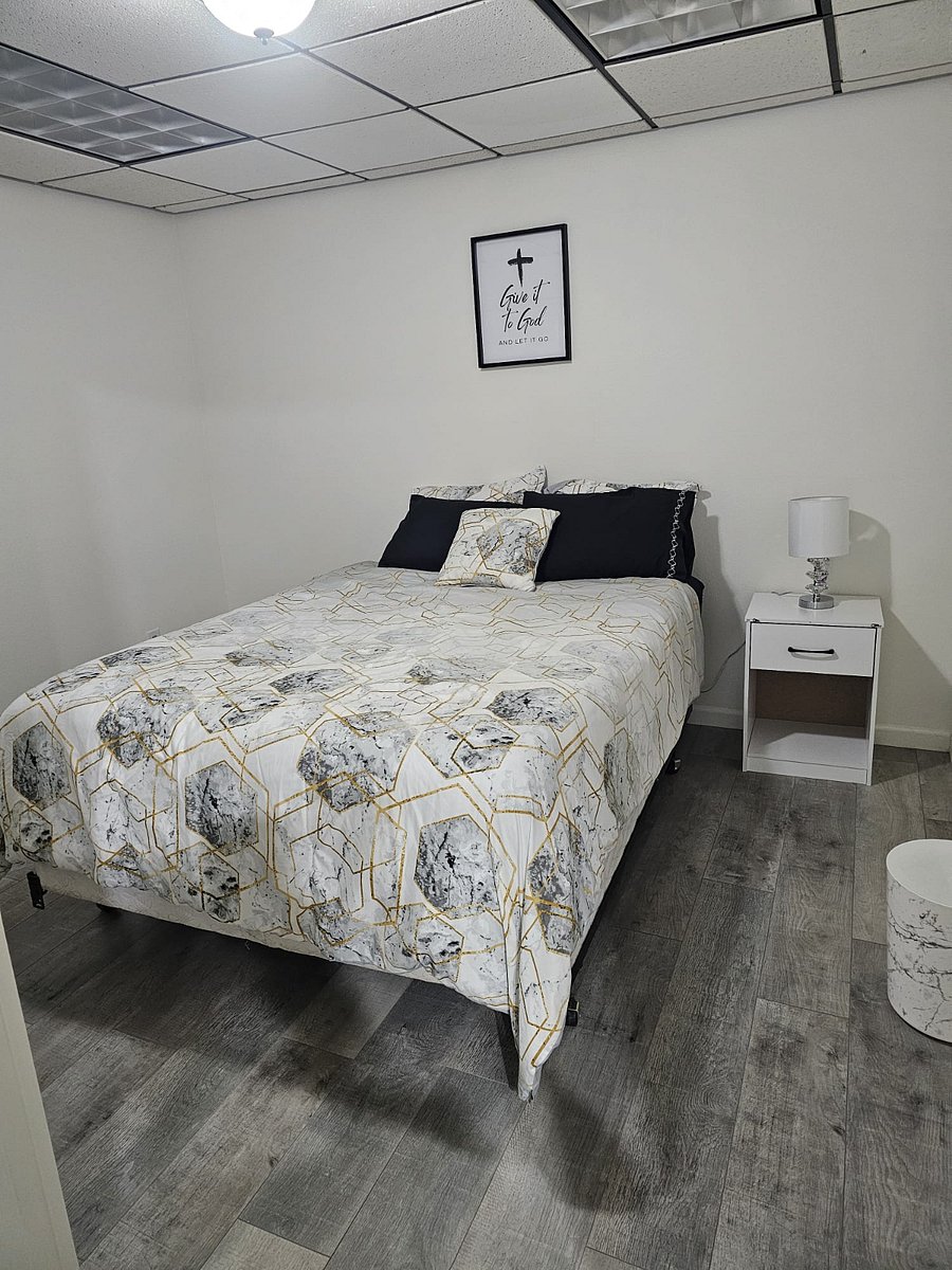 Furnished Finder property 787820_2 photo 8