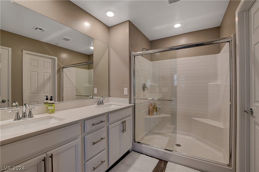 Furnished Finder property 787841_1 photo 6
