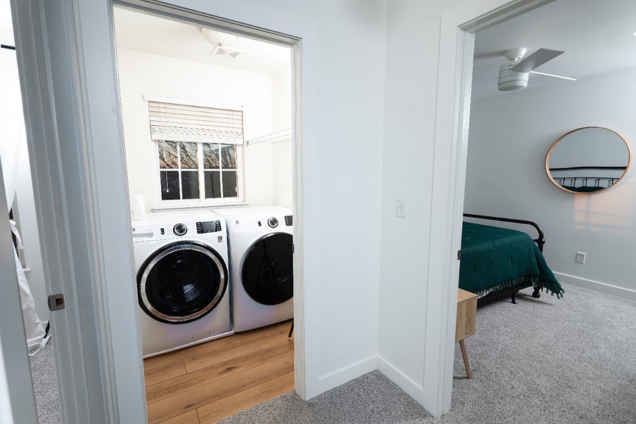2nd level Laundry