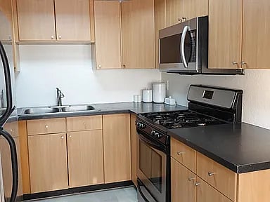 Furnished Finder property 787905_1 photo 3
