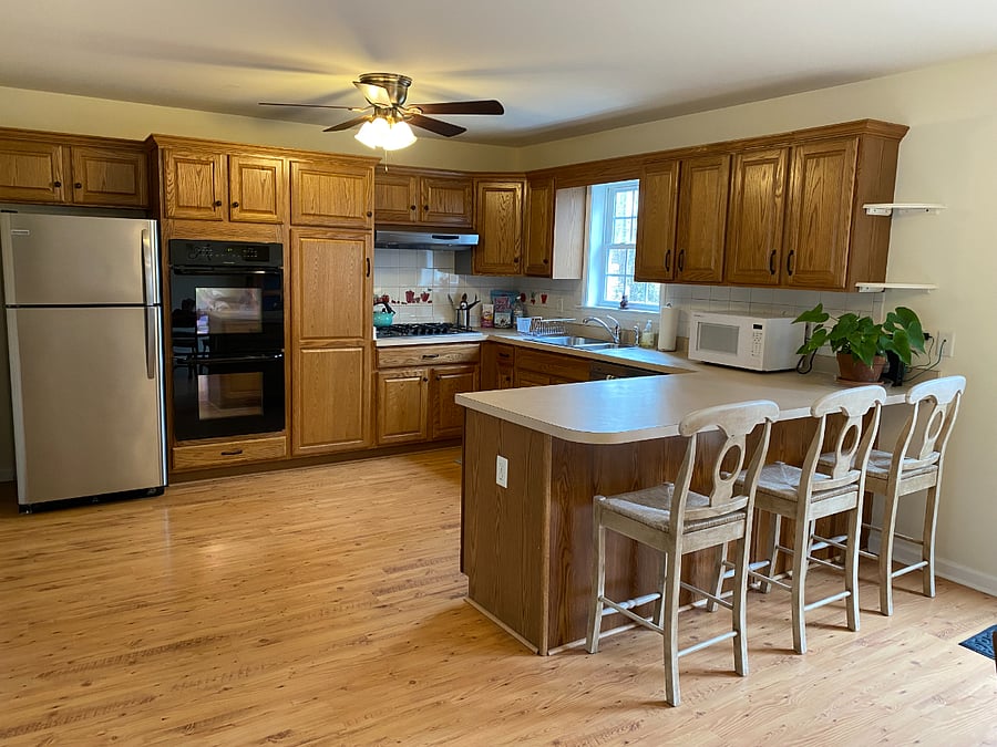 Kitchen with gas range