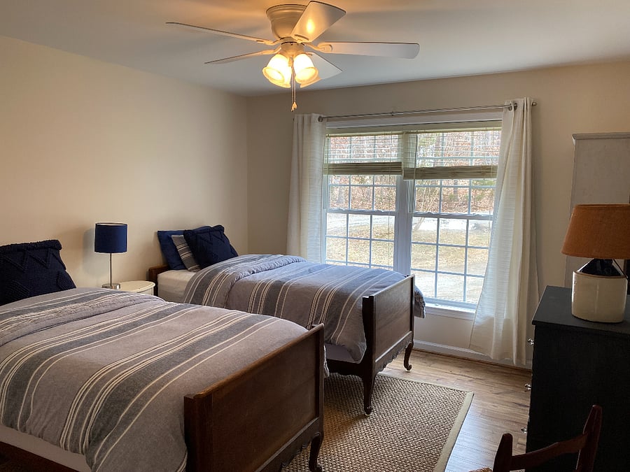 3rd bedroom has twin beds or we can remove these and have a desk/office space.