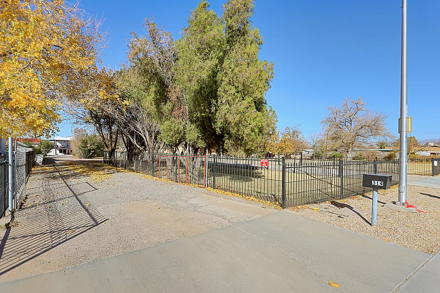 Furnished Finder property 788058_1 photo 22