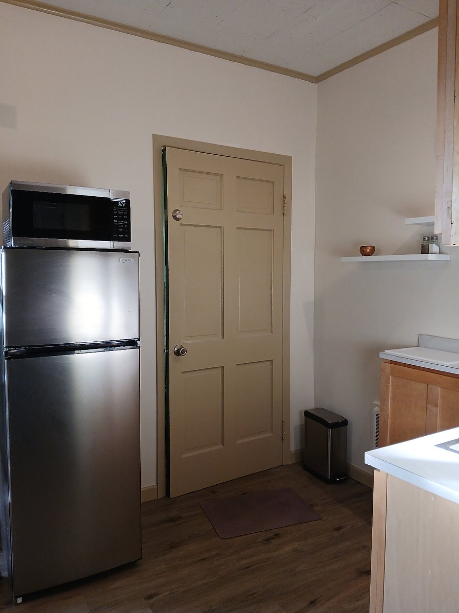 Brand new appliances.