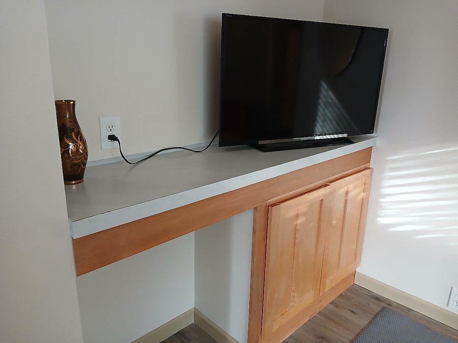 The apartment has free wifi. The television is cable ready or you can hook up your own device.