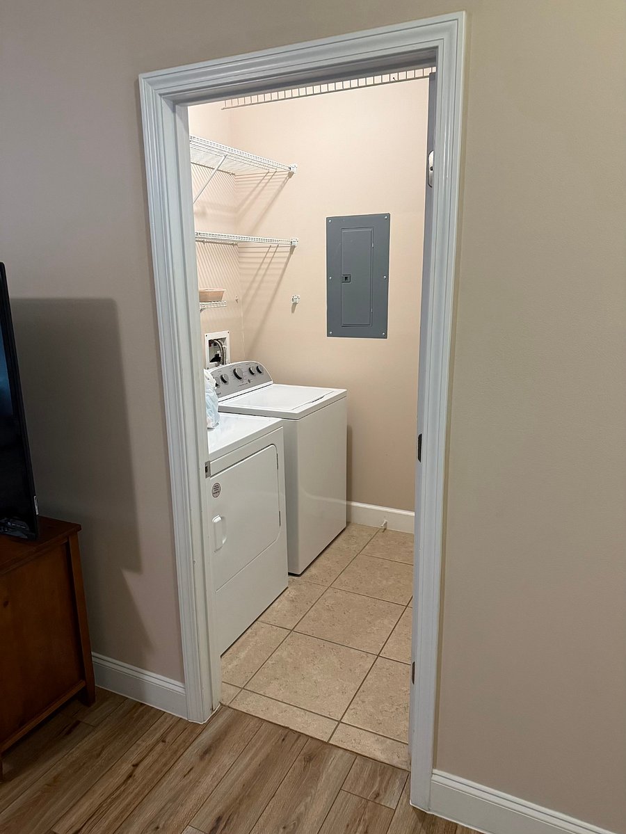 Furnished Finder property 788113_1 photo 11