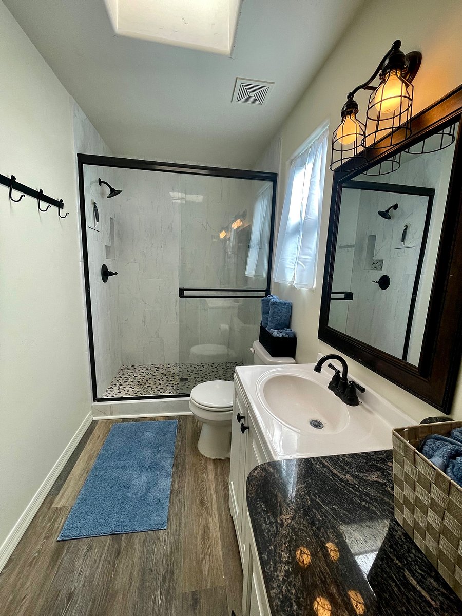 Downstairs Bathroom