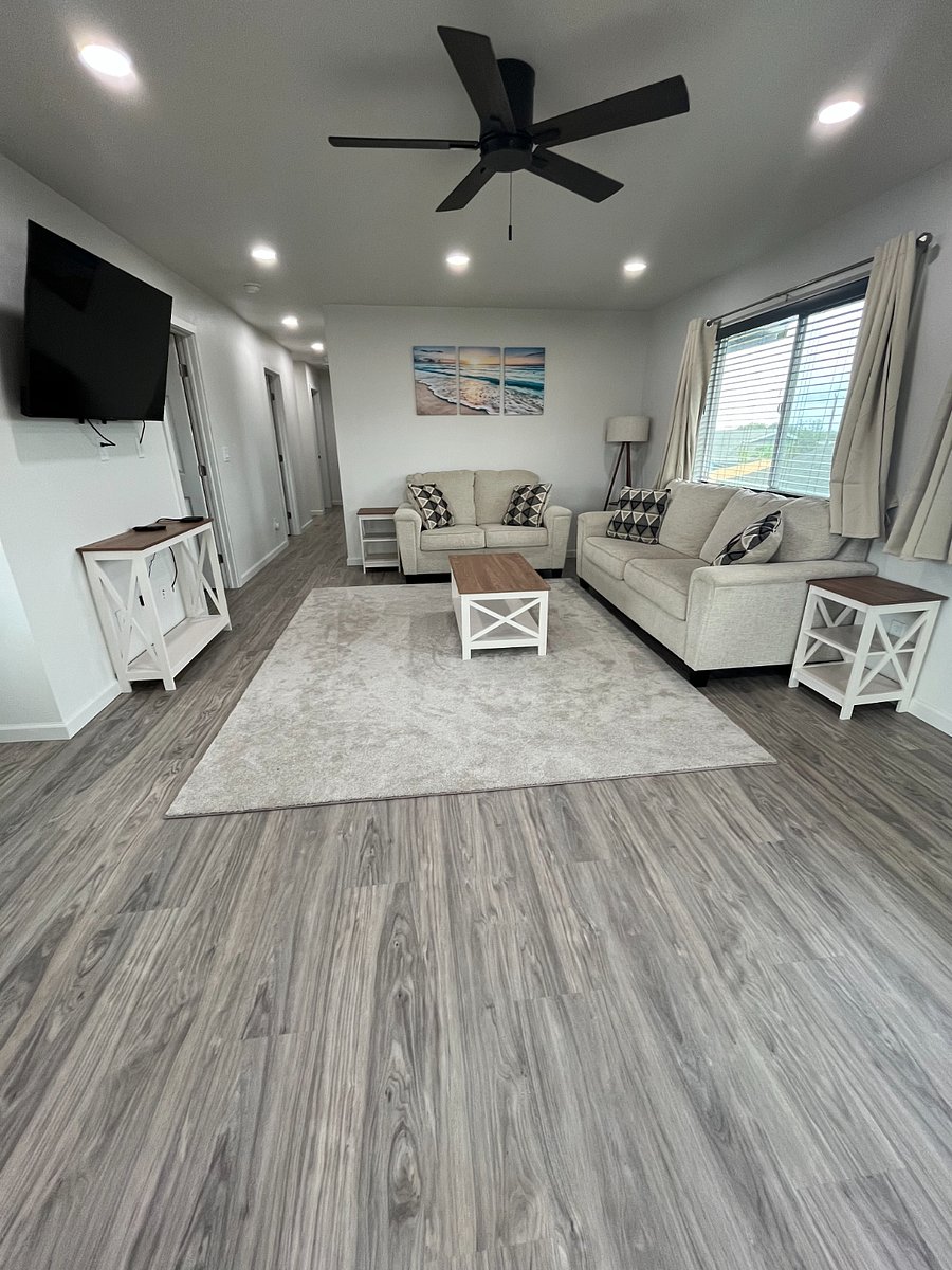 Upstairs living room