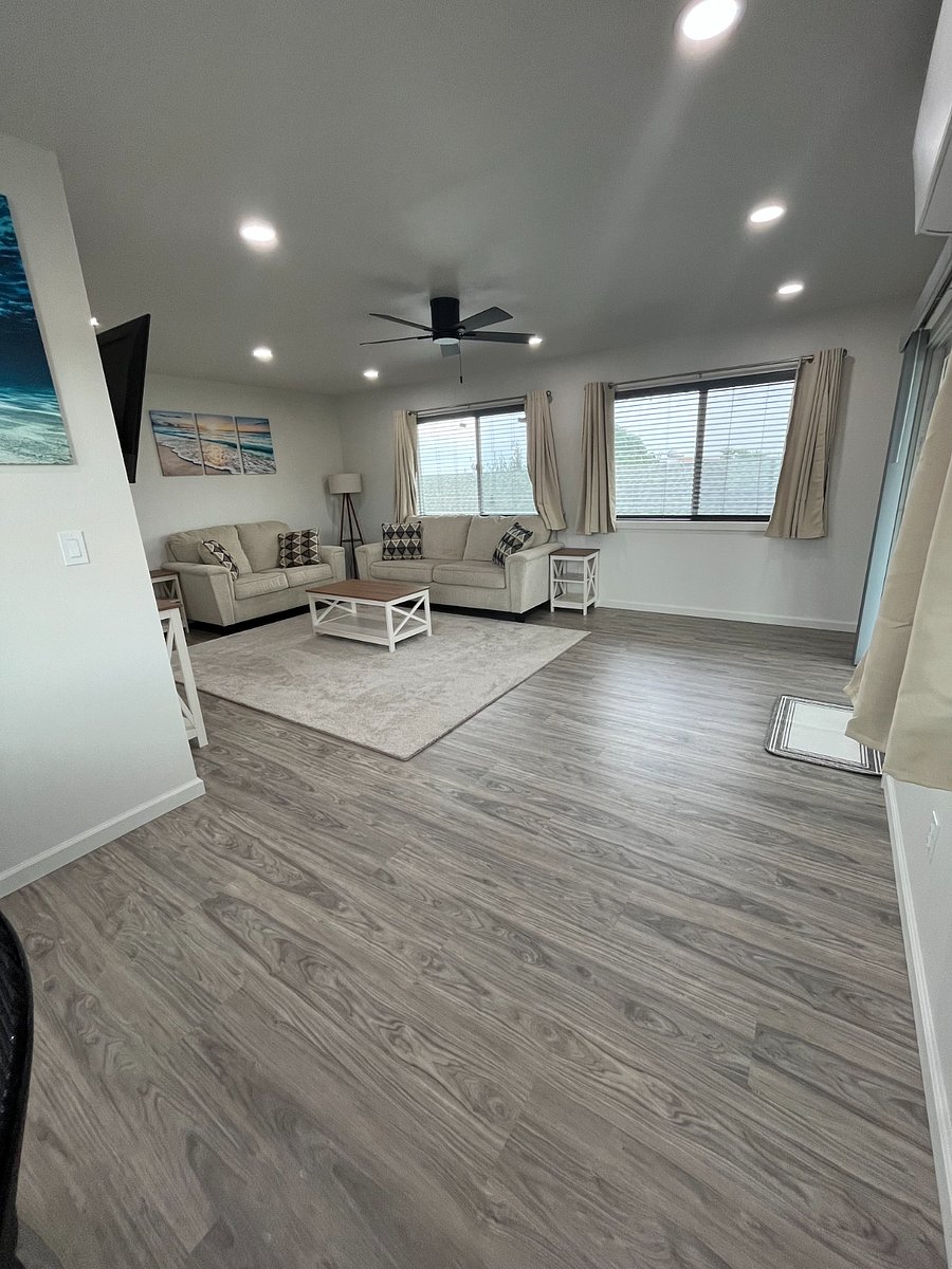 Upstairs living room