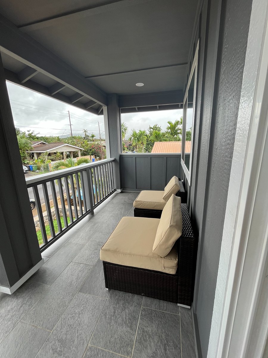 Upstairs lanai
