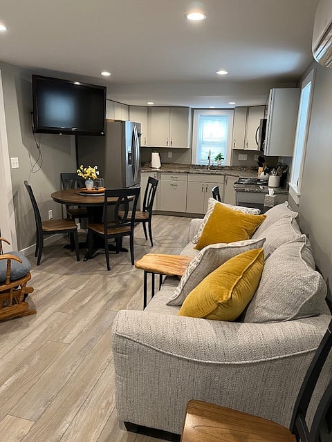 Furnished Finder property 788740_1 photo 11