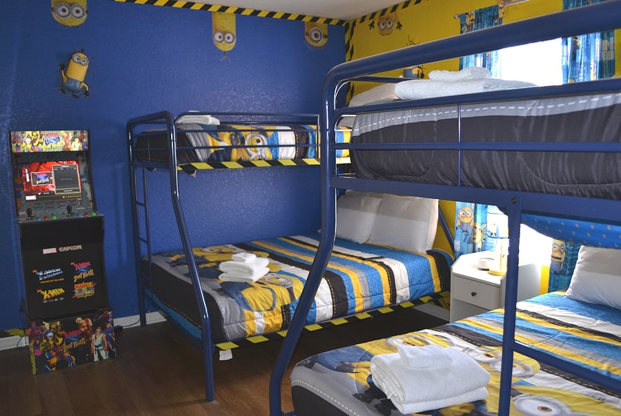 Minions Bedroom - 2 Sets of Bunk Beds  - Twin/Queen 