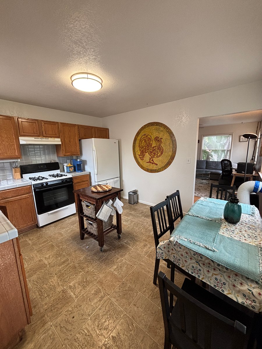 Large kitchen 