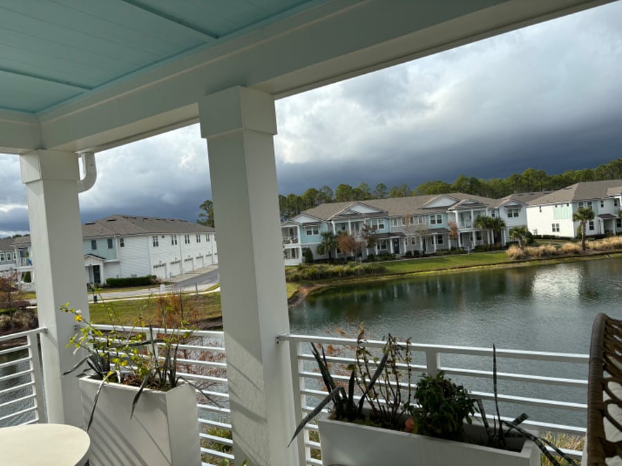 Upstairs balcony