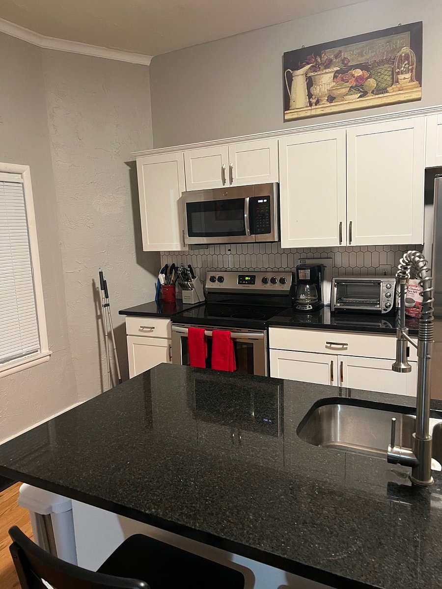 Kitchen 2