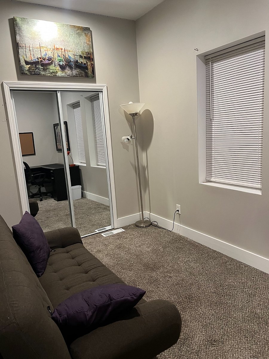 Bedroom/Office 2