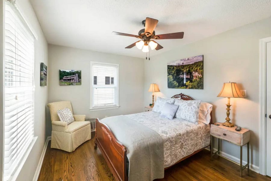 Queen size bed